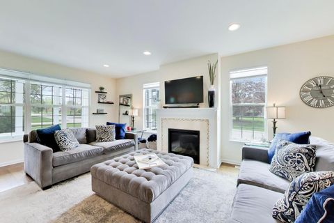 Tiny photo for 1331 Avery Avenue, Wheaton, IL 60187 (MLS # 12624208)