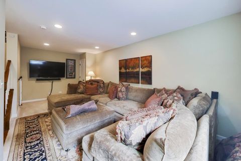Tiny photo for 1331 Avery Avenue, Wheaton, IL 60187 (MLS # 12624208)