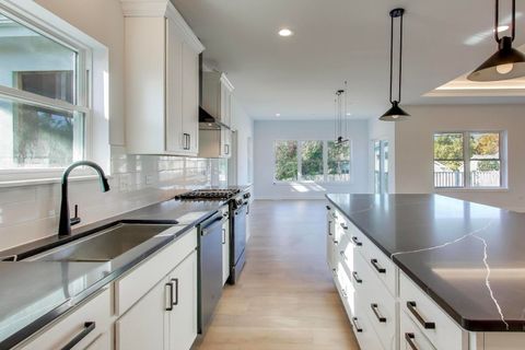 Tiny photo for 902 N Quentin Street, Palatine, IL 60067 (MLS # 12622514)