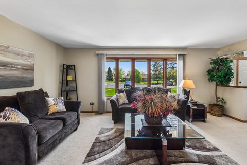 Tiny photo for 17906 California Court #130, Orland Park, IL 60467 (MLS # 12631975)