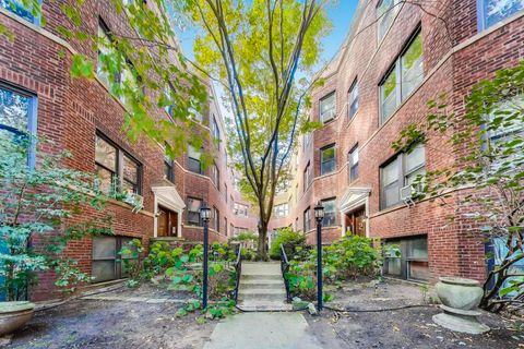 Photo of 530 SHERIDAN Road #2B, Evanston, IL 60202 (MLS # 12478541)