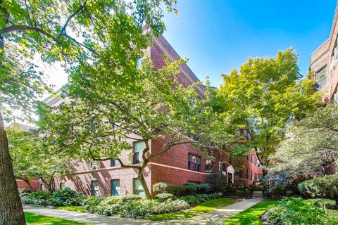 Tiny photo for 530 SHERIDAN Road #2B, Evanston, IL 60202 (MLS # 12478541)