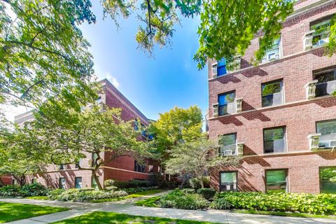 Tiny photo for 530 SHERIDAN Road #2B, Evanston, IL 60202 (MLS # 12478541)