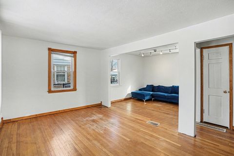 Tiny photo for 18009 Commercial Avenue, Lansing, IL 60438 (MLS # 12559475)