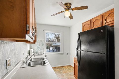 Tiny photo for 18009 Commercial Avenue, Lansing, IL 60438 (MLS # 12559475)