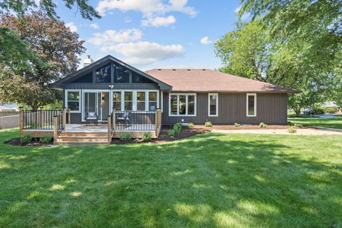 Tiny photo for 11S475 Walter Lane, Naperville, IL 60564 (MLS # 12698345)