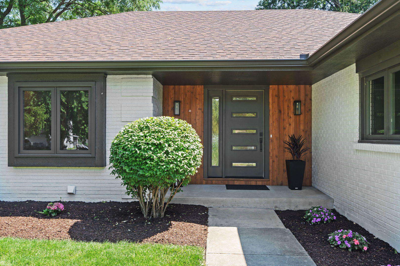 11S475 Walter Lane