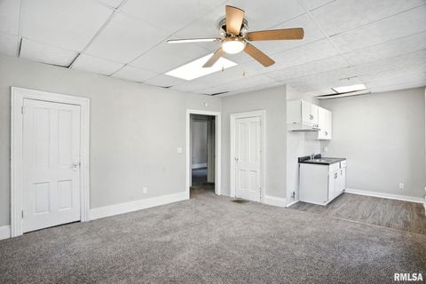 Tiny photo for 325 KIRKWOOD Boulevard, Davenport, IA 52803 (MLS # QC4267134)