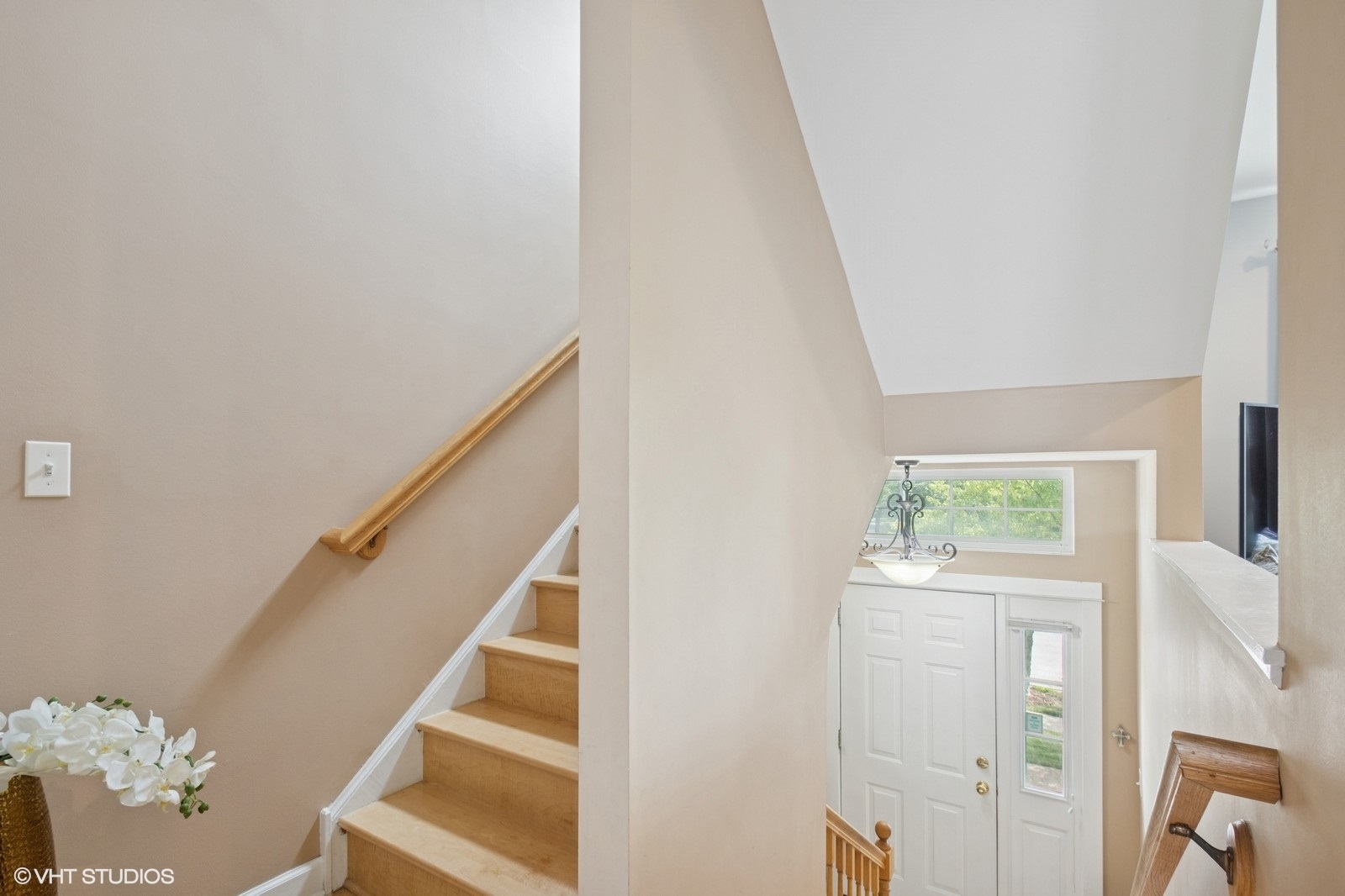 983 Mayfair Court