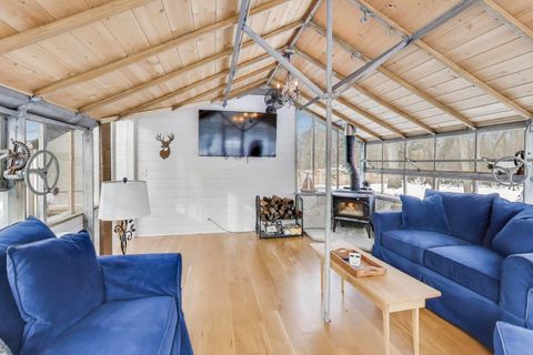 Tiny photo for 1800 Telegraph Road, Bannockburn, IL 60015 (MLS # 12524666)