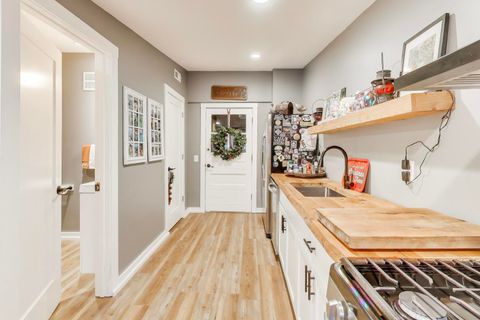 Tiny photo for 1800 Telegraph Road, Bannockburn, IL 60015 (MLS # 12524666)