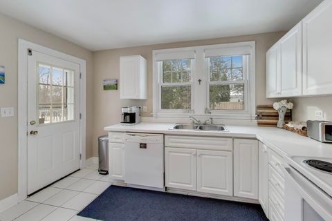 Tiny photo for 1800 Telegraph Road, Bannockburn, IL 60015 (MLS # 12524666)