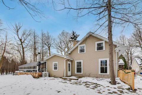 Tiny photo for 1800 Telegraph Road, Bannockburn, IL 60015 (MLS # 12524666)