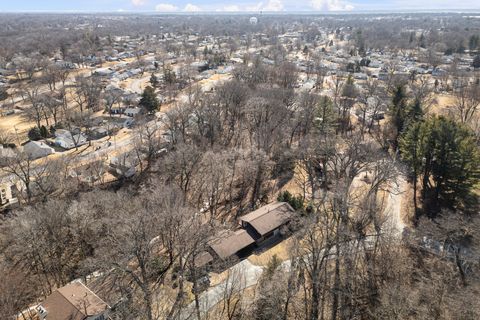 Tiny photo for 3709 9th Avenue, Moline, IL 61265 (MLS # 12566210)