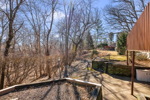 Tiny photo for 3709 9th Avenue, Moline, IL 61265 (MLS # 12566210)