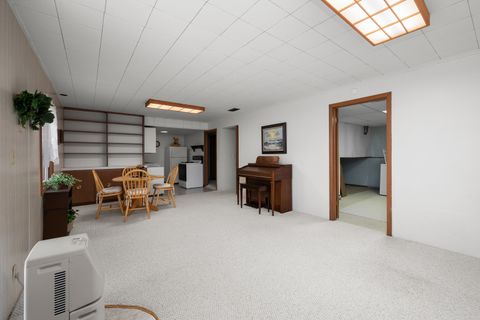 Tiny photo for 3709 9th Avenue, Moline, IL 61265 (MLS # 12566210)