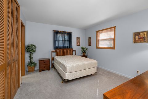 Tiny photo for 3709 9th Avenue, Moline, IL 61265 (MLS # 12566210)