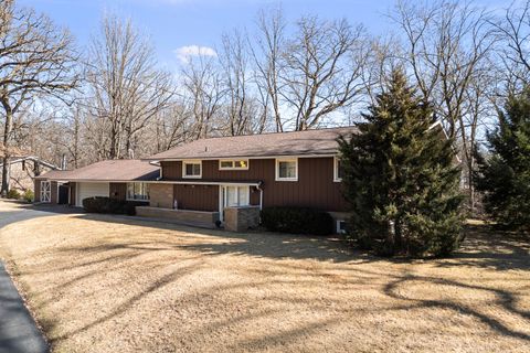 Tiny photo for 3709 9th Avenue, Moline, IL 61265 (MLS # 12566210)