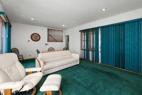 Tiny photo for 3709 9th Avenue, Moline, IL 61265 (MLS # 12566210)