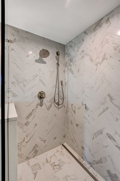 Tiny photo for 131 Harding Court, Glen Ellyn, IL 60137 (MLS # 12539403)