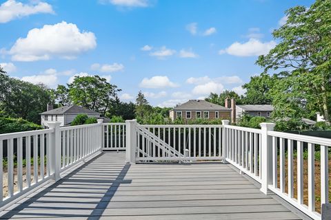 Tiny photo for 131 Harding Court, Glen Ellyn, IL 60137 (MLS # 12539403)