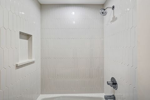 Tiny photo for 131 Harding Court, Glen Ellyn, IL 60137 (MLS # 12539403)