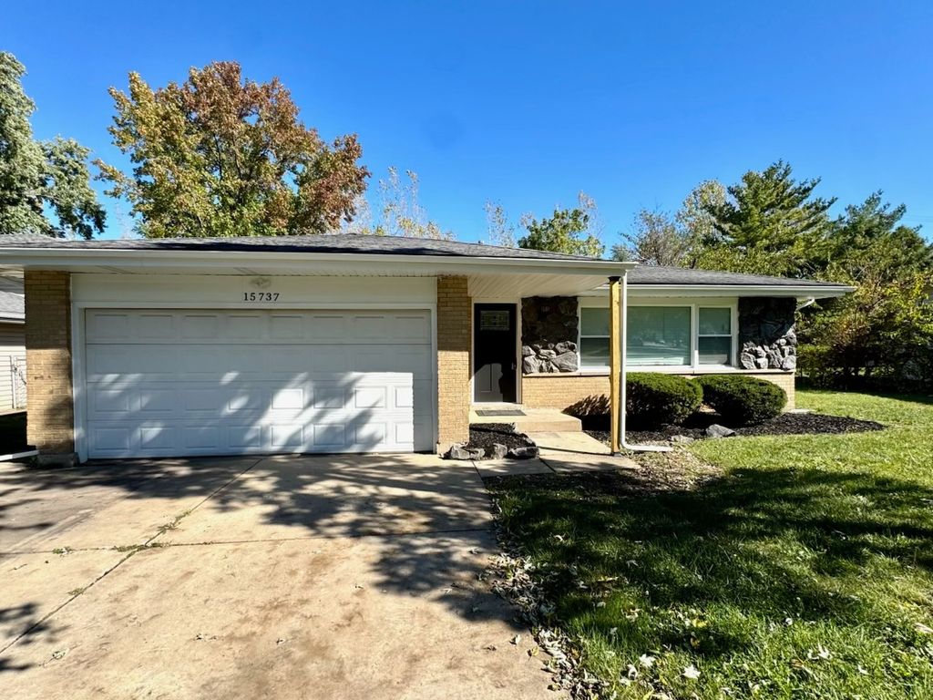 Photo for 15737 Dante Drive, South Holland, IL 60473 (MLS # 12499343)