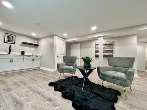 Tiny photo for 15737 Dante Drive, South Holland, IL 60473 (MLS # 12499343)