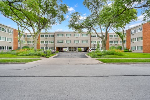 Photo of 1139 Leavitt Avenue #308, Flossmoor, IL 60422 (MLS # 12695996)