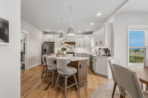 Tiny photo for 4804 Oakdale Drive, Champaign, IL 61822 (MLS # 12639712)