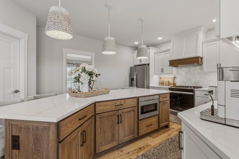 Tiny photo for 4804 Oakdale Drive, Champaign, IL 61822 (MLS # 12639712)