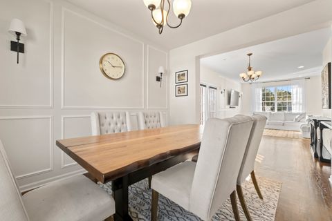 Tiny photo for 1519 E Arbor Lane, Arlington Heights, IL 60004 (MLS # 12492283)