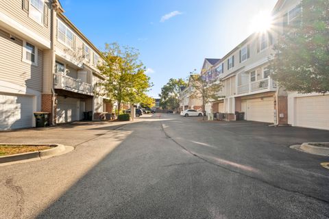 Tiny photo for 1519 E Arbor Lane, Arlington Heights, IL 60004 (MLS # 12492283)