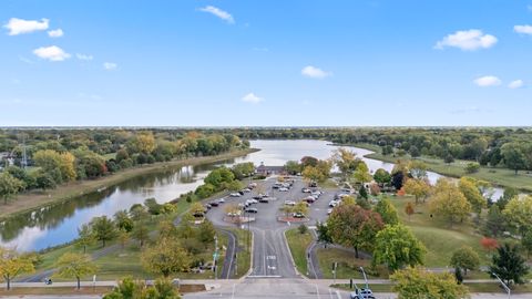 Tiny photo for 1519 E Arbor Lane, Arlington Heights, IL 60004 (MLS # 12492283)
