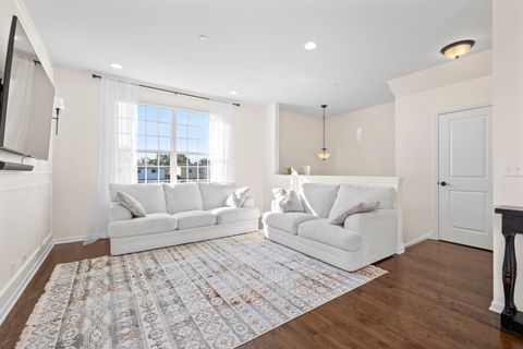 Tiny photo for 1519 E Arbor Lane, Arlington Heights, IL 60004 (MLS # 12492283)