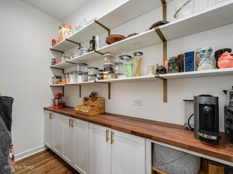 Tiny photo for 1445 W Huron Street #1, Chicago, IL 60642 (MLS # 12580889)