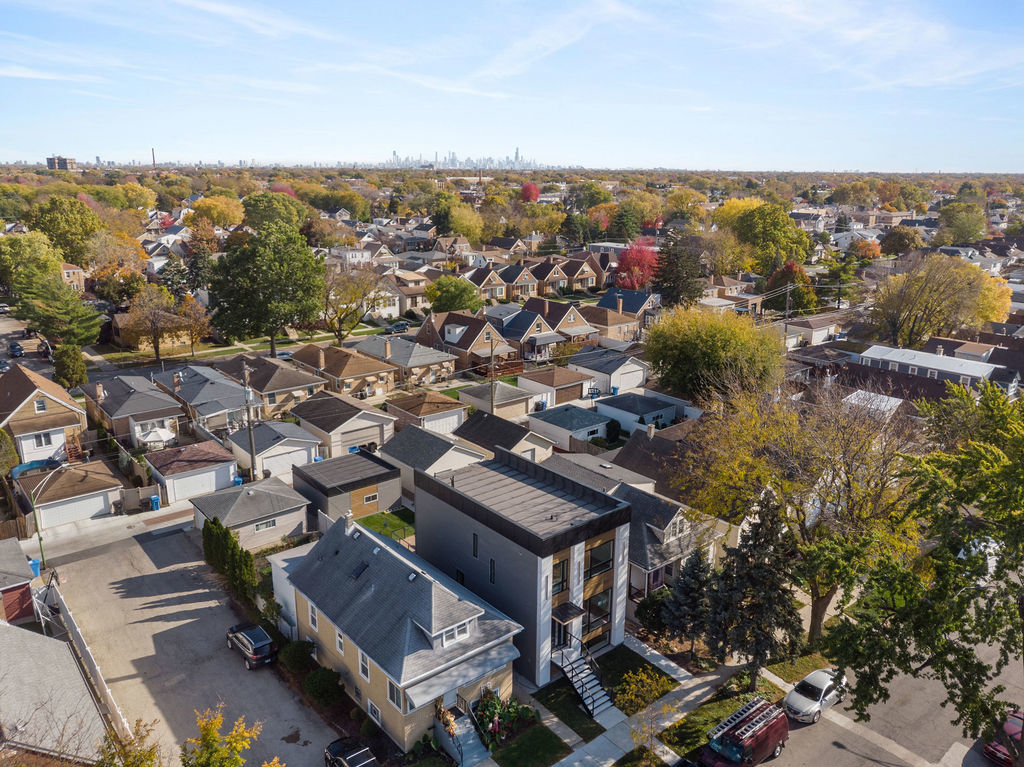 4959 N Merrimac Avenue