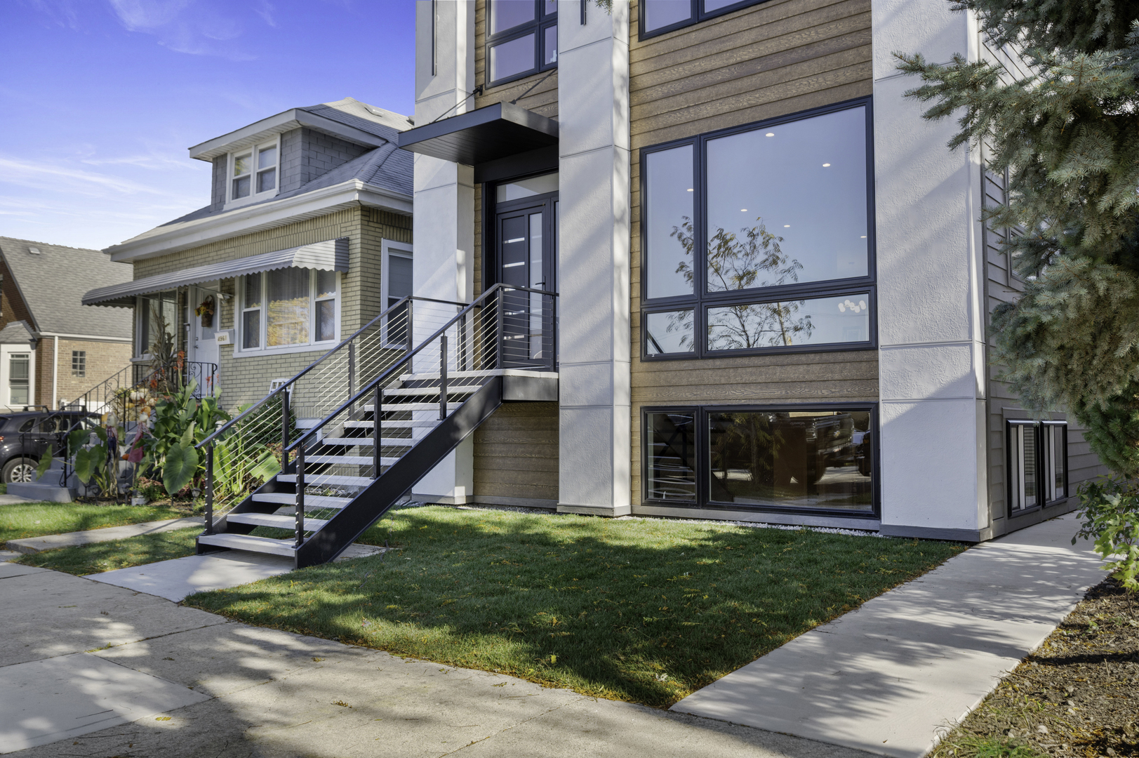 4959 N Merrimac Avenue