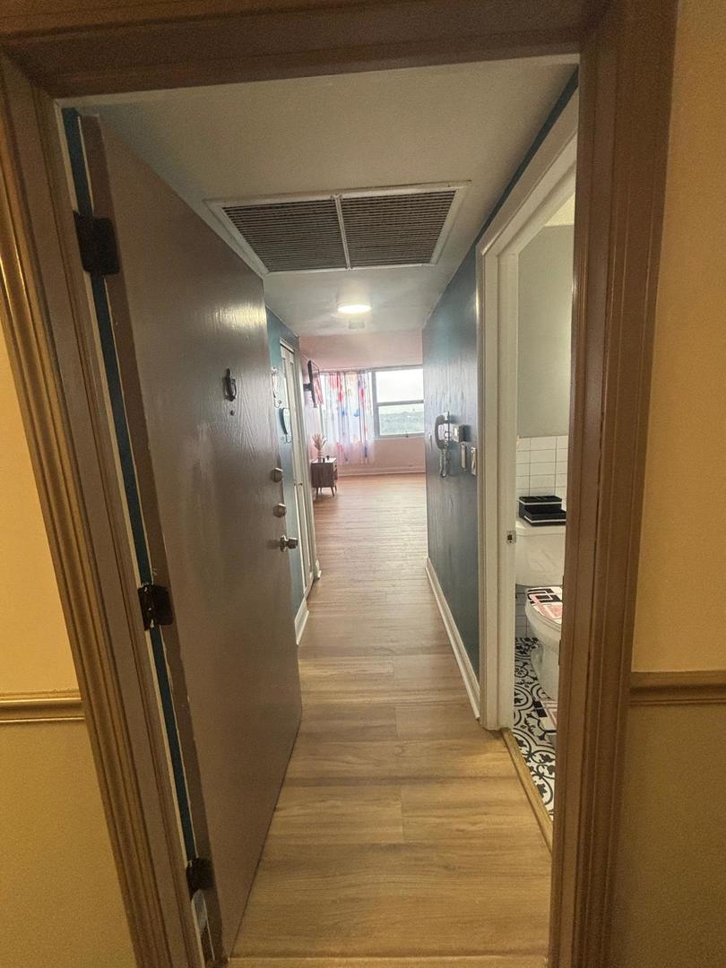 7234 W North Avenue 1005