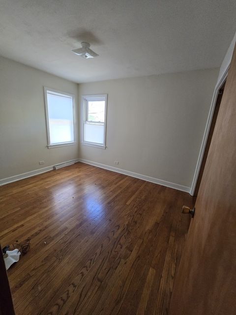 Tiny photo for 5750 W Leland Avenue, Chicago, IL 60630 (MLS # 12525259)