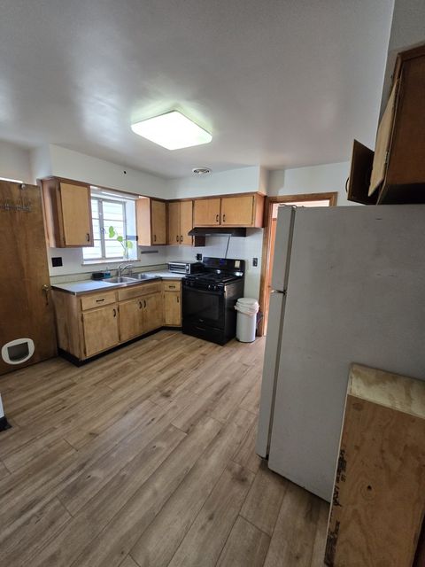 Tiny photo for 5750 W Leland Avenue, Chicago, IL 60630 (MLS # 12525259)