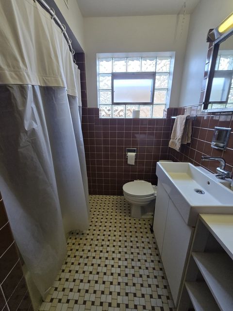 Tiny photo for 5750 W Leland Avenue, Chicago, IL 60630 (MLS # 12525259)