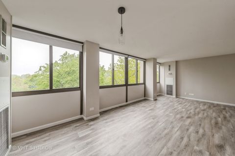 Tiny photo for 4850 S Lake Park Avenue #512, Chicago, IL 60615 (MLS # 12329212)
