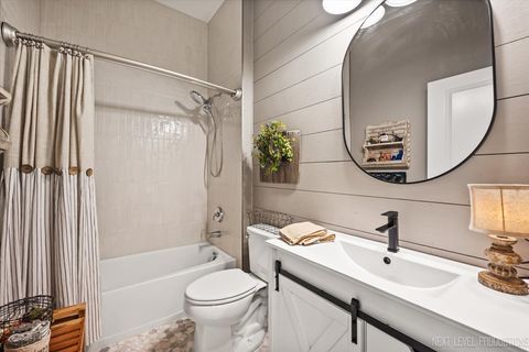 Tiny photo for 3870 Crooked Creek Drive, Elgin, IL 60124 (MLS # 12503509)