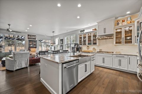 Tiny photo for 3870 Crooked Creek Drive, Elgin, IL 60124 (MLS # 12503509)