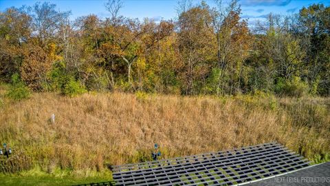 Tiny photo for 3870 Crooked Creek Drive, Elgin, IL 60124 (MLS # 12503509)