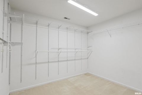 Tiny photo for 1306 N MAGNOLIA Drive, Marion, IL 62959 (MLS # EB459491)