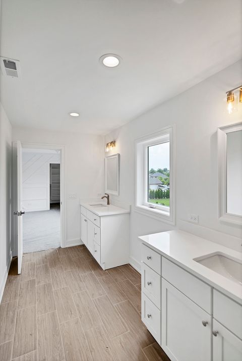 Tiny photo for 16540 Pear Avenue, Orland Park, IL 60467 (MLS # 12507758)