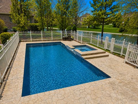 Tiny photo for 22542 Swanstone Court, Frankfort, IL 60423 (MLS # 12631398)
