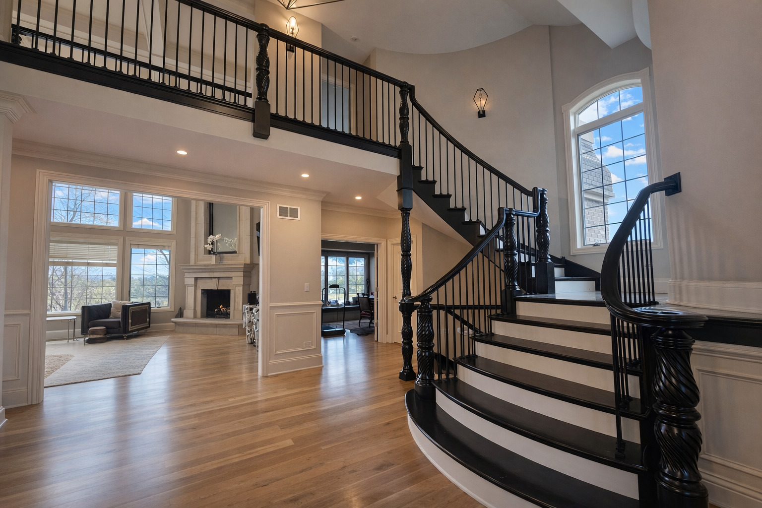 22542 Swanstone Court